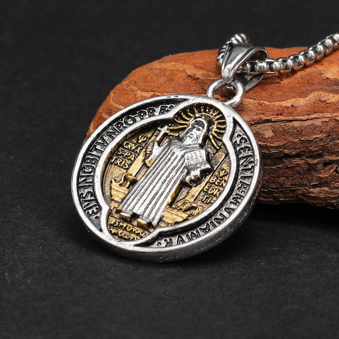 Christianartworkshop Halskette mit Anhänger im klassischen Retro-Stil mit Heiligem Benedikt-Schutz - Retro Silber & Gold - image 2