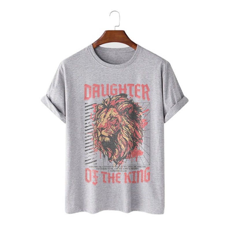 Christianartworkshop Modern Style Daughter Of The King Löwenkopf Kurzärmeliges gewaschenes T-Shirt