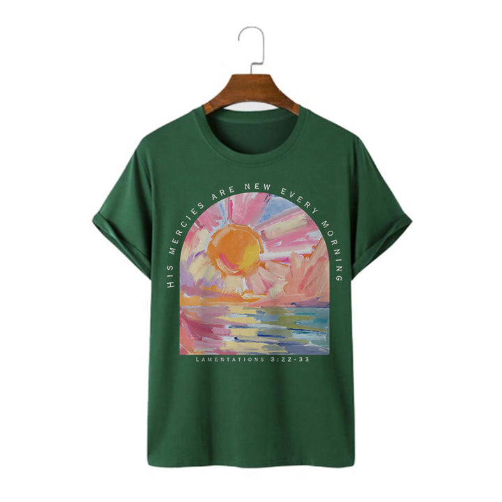 Christianartworkshop Farbiges Kurzarm-T-Shirt „Seine Barmherzigkeit ist jeden Morgen neu“ - Dunkelgrün - 2XL - image 8