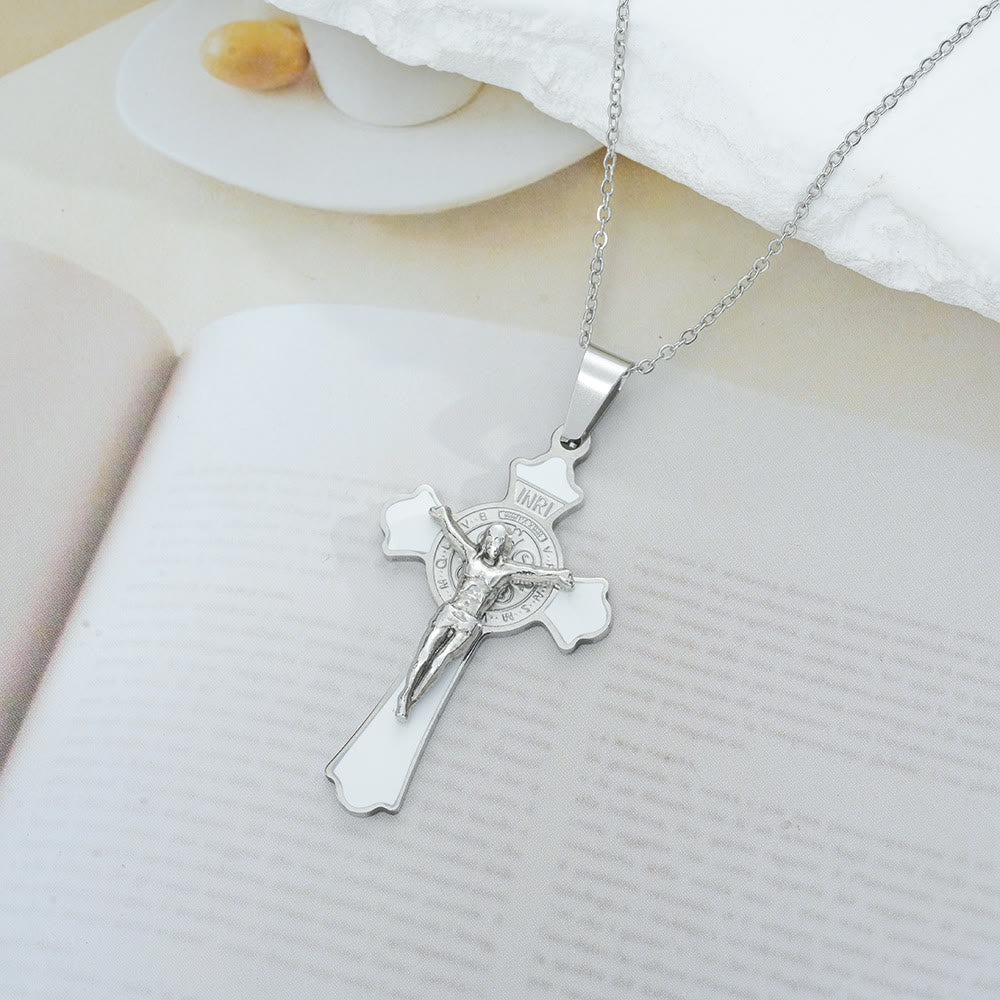 Christianartworkshop Halskette mit Anhänger im modernen, klassischen Stil, mehrfarbiges Kruzifix mit der St. Benedikt-Medaille und Schutzsymbol (8 Farben) - Silberton-WEISS - image 7