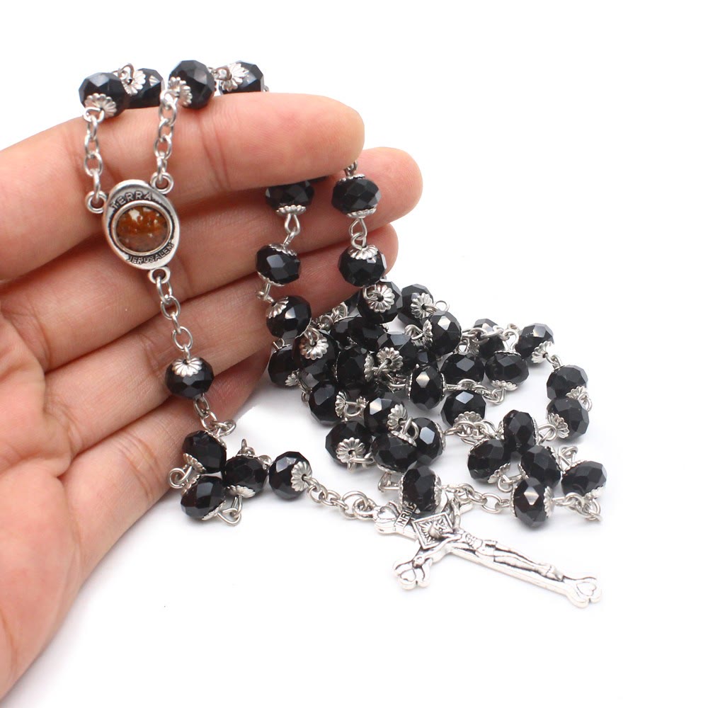 Christianartworkshop Madonna mit Kind und Kruzifix aus 6 x 8 mm Polyeder, mehrfarbige Glaslegierung, Rosenkranzkette