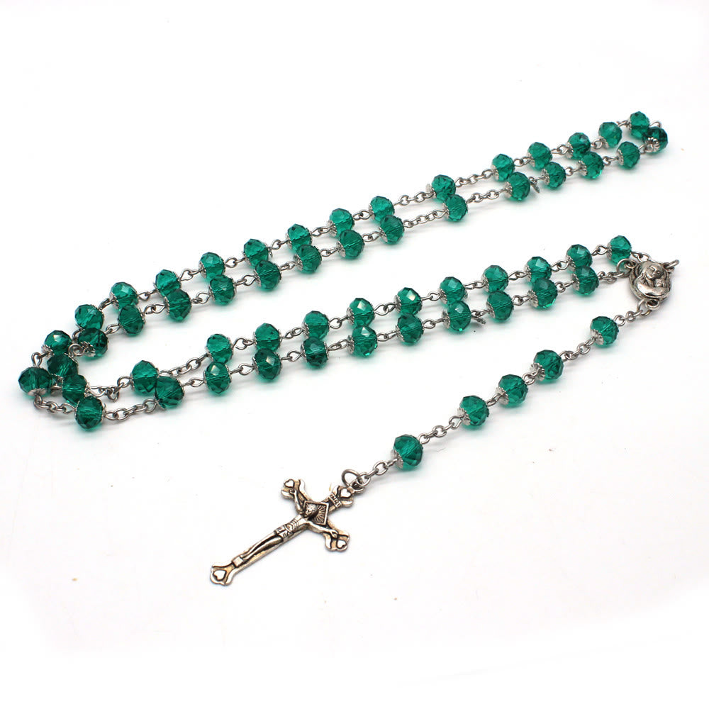 Christianartworkshop Madonna mit Kind und Kruzifix aus 6 x 8 mm Polyeder, mehrfarbige Glaslegierung, Rosenkranzkette