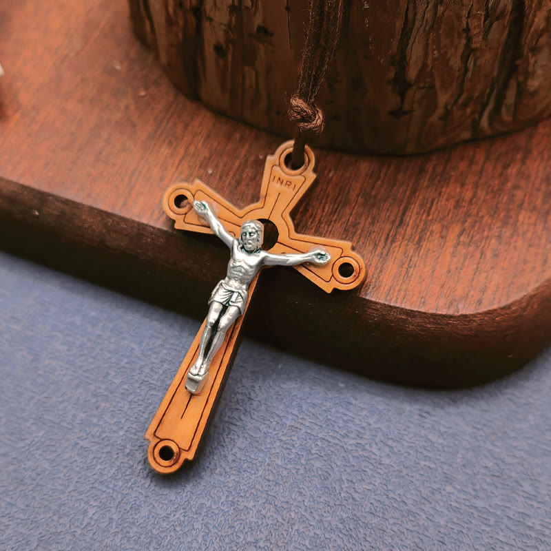 Christianartworkshop Halskette mit Anhänger Kruzifix aus Olivenholz im klassischen Stil, gesegnete Andacht