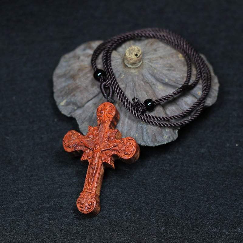 Christianartworkshop Halskette mit Anhänger aus Rosenholz im klassischen Stil mit Kruzifix und heiligem Schutz