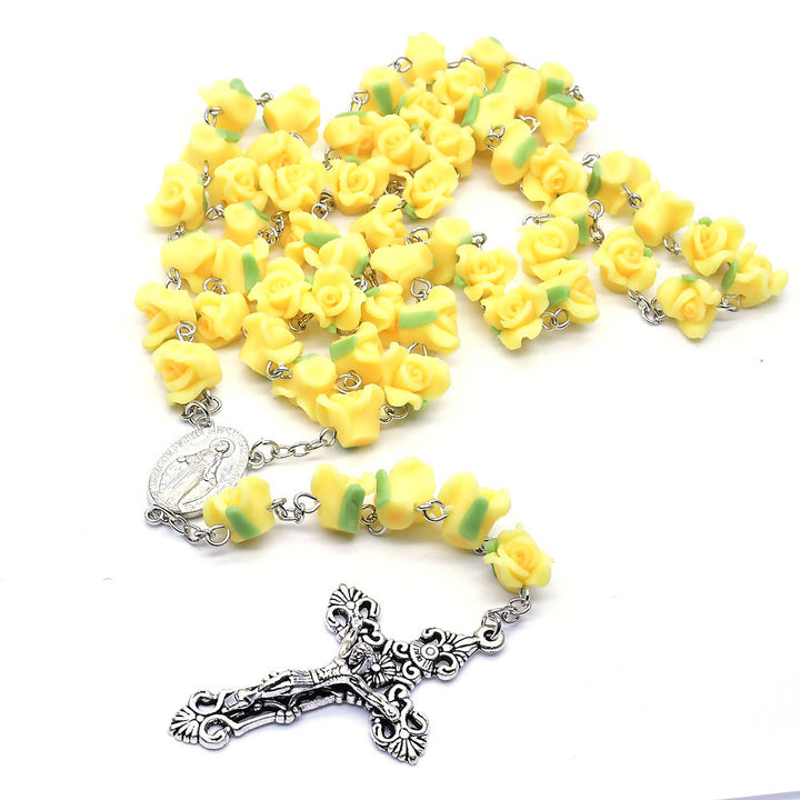 Christianartworkshop Rosenkranzkette mit dem Unbefleckten Herzen Mariens und Kruzifix aus 6 x 8 mm Rosen, mehrfarbig, Polymer-Ton-Legierung - image 6