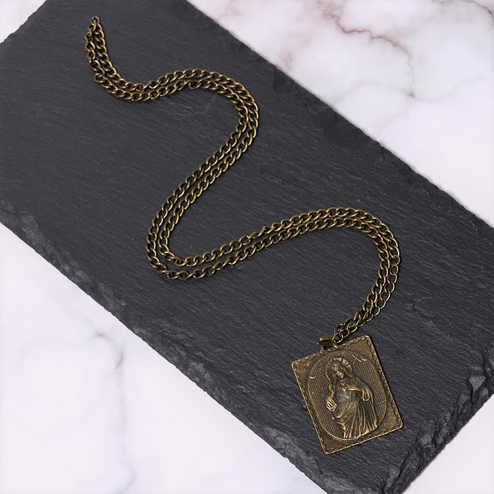 Christianartworkshop Halskette mit Kreuz des Heiligen Herzens im europäischen Stil, klassische Bronzeskulptur