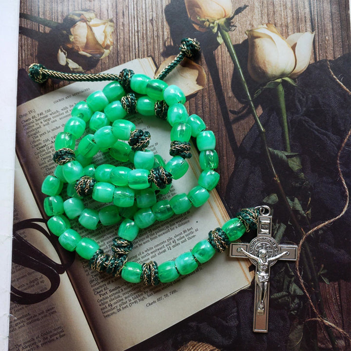 Christianartworkshop St. Benedikt Kruzifix von 12 mm Eimer Hellgrün Acryl Paracord Rosenkranz