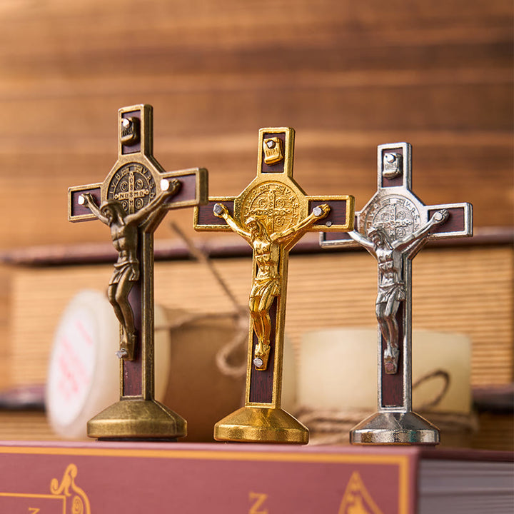 Christianartworkshop Europäisches klassisches traditionelles Benediktkreuz-Ornament mit Holzeinlage