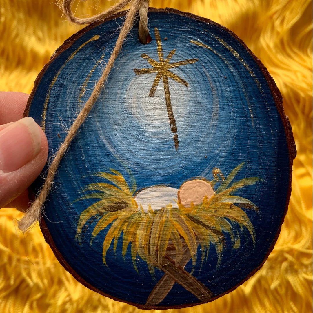 Christianartworkshop Weihnachtskrippe im farbigen Stil, Weihnachtskrippe aus Holz zum Aufhängen - image 2