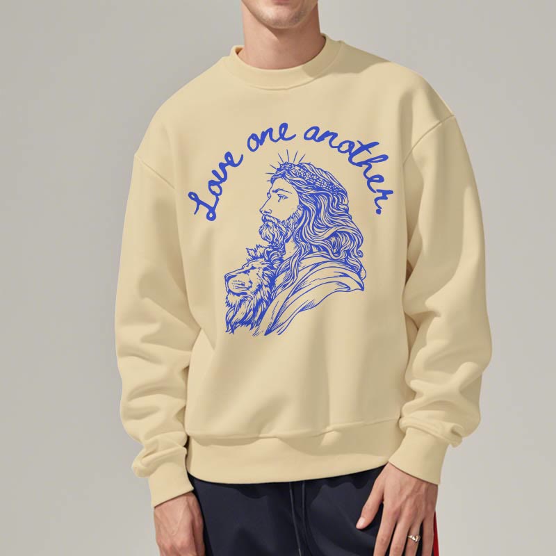 Christianartworkshop Klassisches Sweatshirt „Liebt einander, Jesus“ – Fleecegefüttertes Polyester - image 1