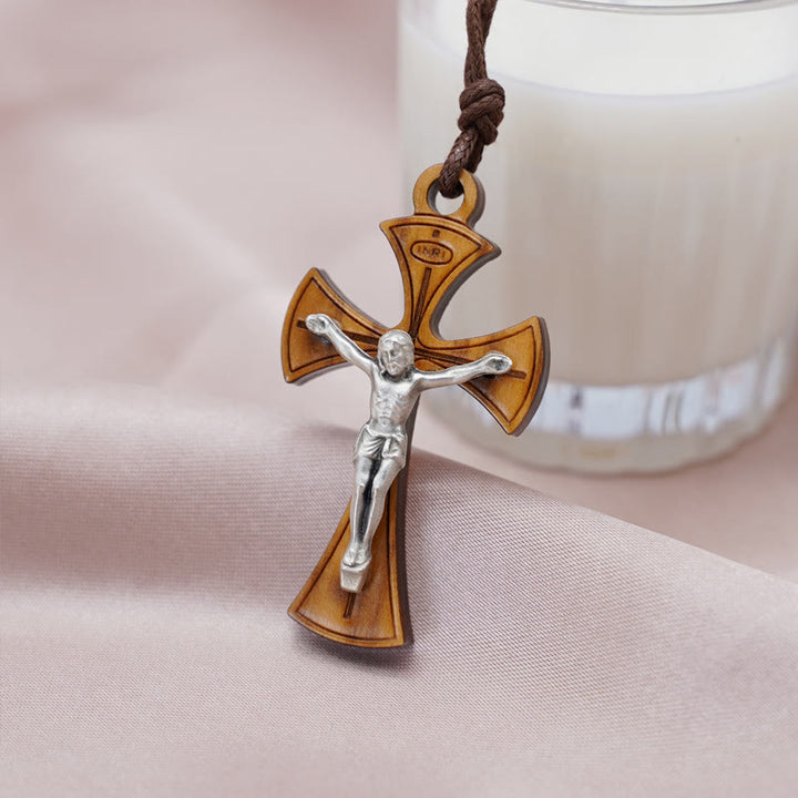 Christianartworkshop Halskette mit Kruzifix-Kreuz-Anhänger im klassischen Stil aus Olivenholz
