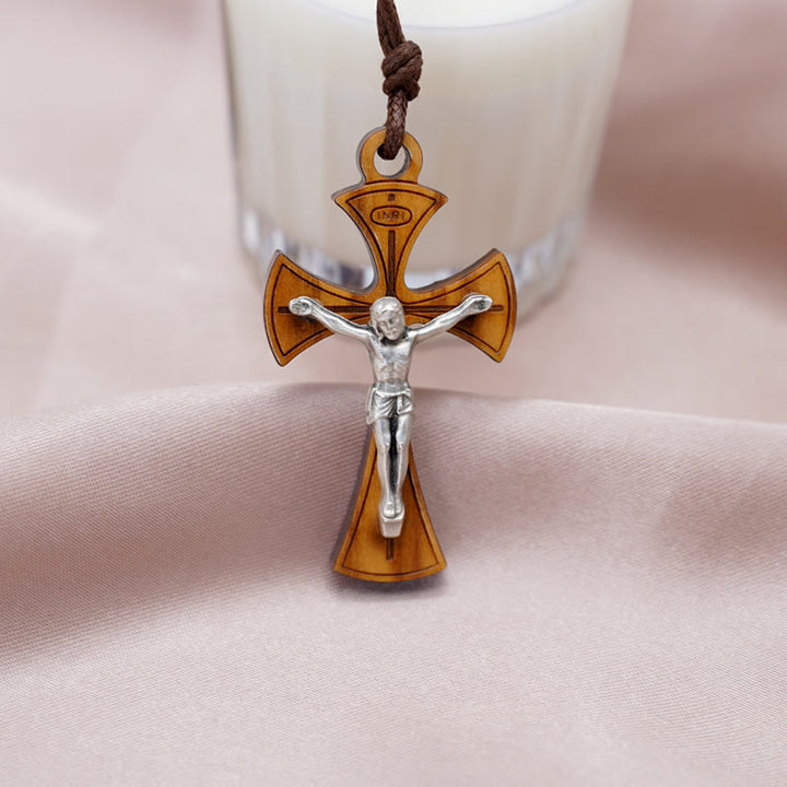 Christianartworkshop Halskette mit Kruzifix-Kreuz-Anhänger im klassischen Stil aus Olivenholz