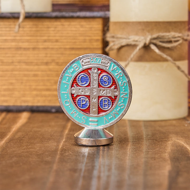 Christianartworkshop Klassisches traditionelles Benedikt-Symbol aus Legierung, kleines, exquisit gefertigtes Ornament (6 Farben)