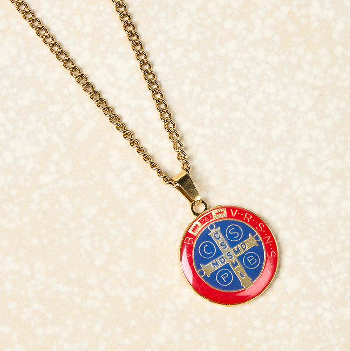 Christianartworkshop Halskette mit Anhänger im Retro-Stil mit dem Symbol des Heiligen Benedikt, Schutz und Glauben, 2 Farben
