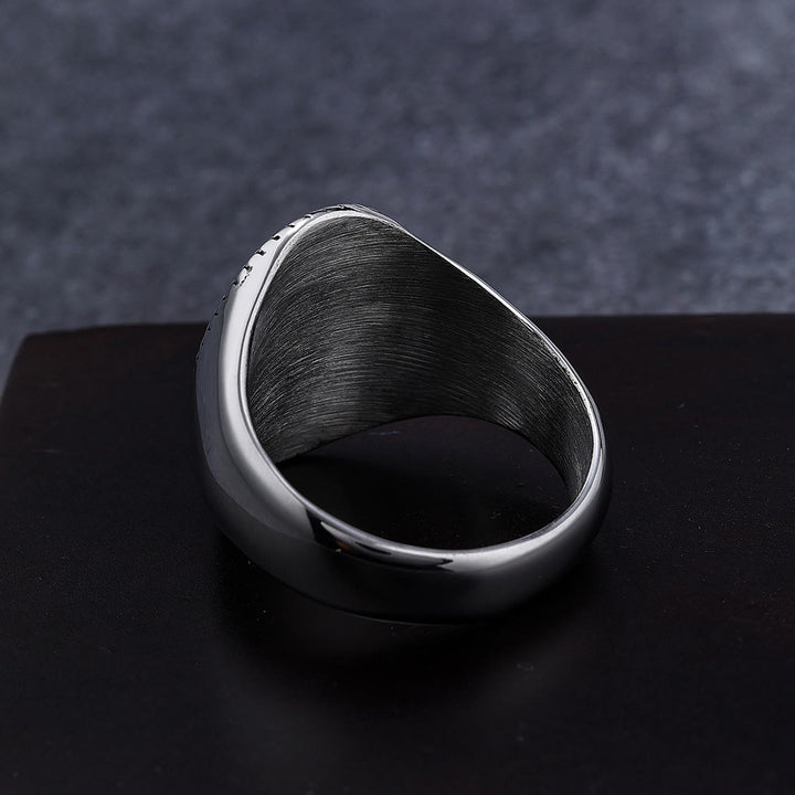 Christianartworkshop Titanring im Retro-Stil mit einfachem Kruzifix, Schutz und Stärke