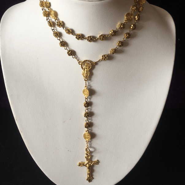 Christianartworkshop Rosenkranz mit Jungfrau Maria und Kruzifix, 6 mm, Roségold, Retro-Kupferlegierung