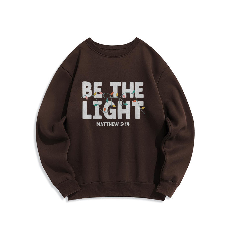 Christianartworkshop Zitat-Stil Be The Light Fleece-gefüttertes Polyester-Sweatshirt - Braun - 2XL - image 10