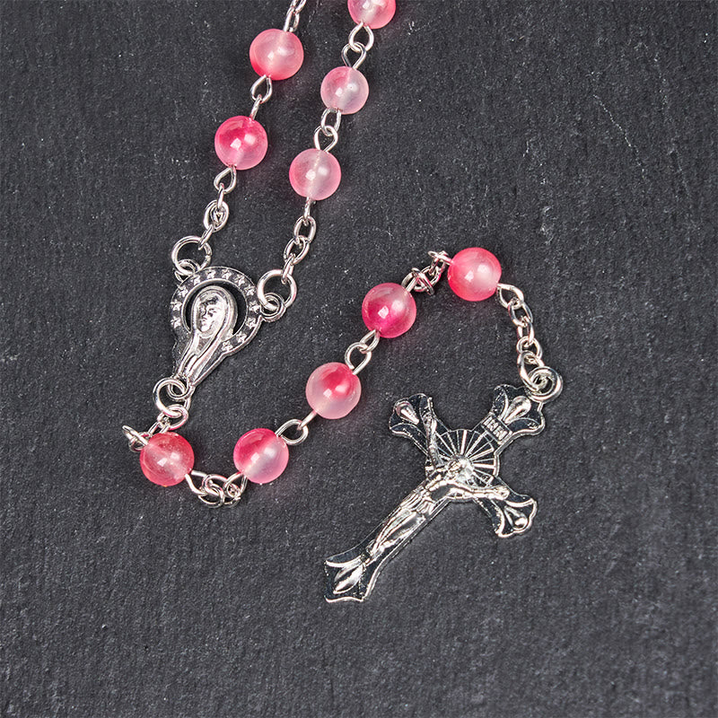 Christianartworkshop Rosenkranzkette Jungfrau Maria & Kruzifix aus 8 mm runder rosa Achatlegierung