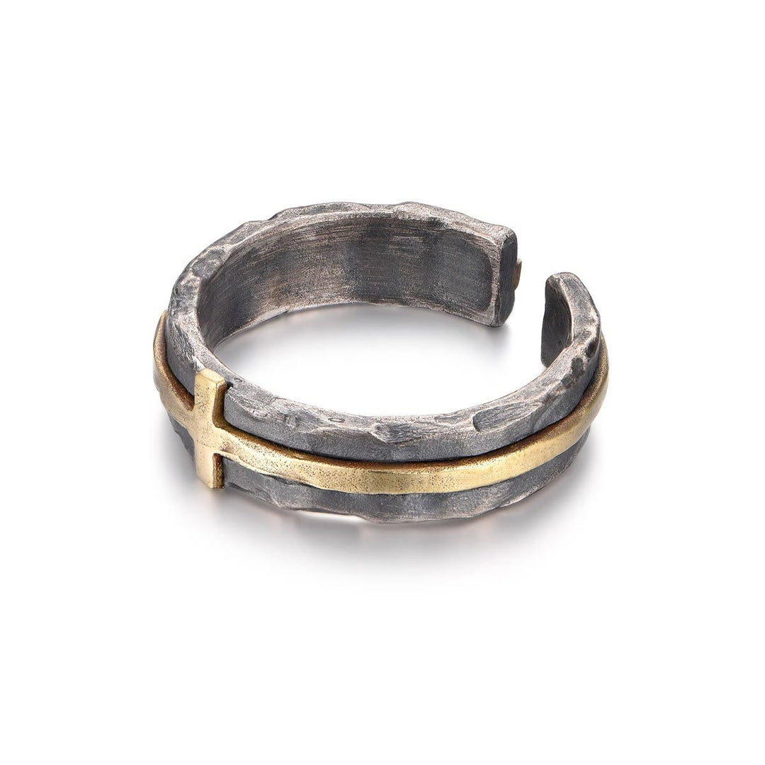 Christianartworkshop Ring im klassischen Stil mit rustikaler Eleganz und gesegnetem Kreuz