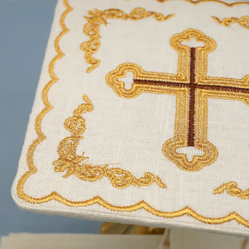 Christianartworkshop Klassisches Altarwäsche-Set mit goldenem Kreuz, bestickt, elegant, religiös