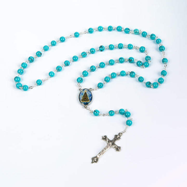 Christianartworkshop Rosenkranz „Unsere Liebe Frau von Aparecida“ und Kruzifix aus 8 mm runder grüner Glaslegierungskette