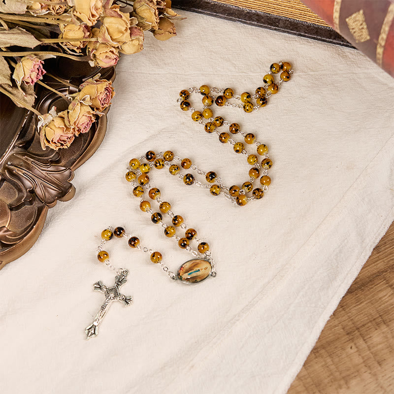 Christianartworkshop Rosenkranz „Unsere Liebe Frau von Fatima“ und Kruzifix aus 8 mm rundem Muster aus Steinlegierung