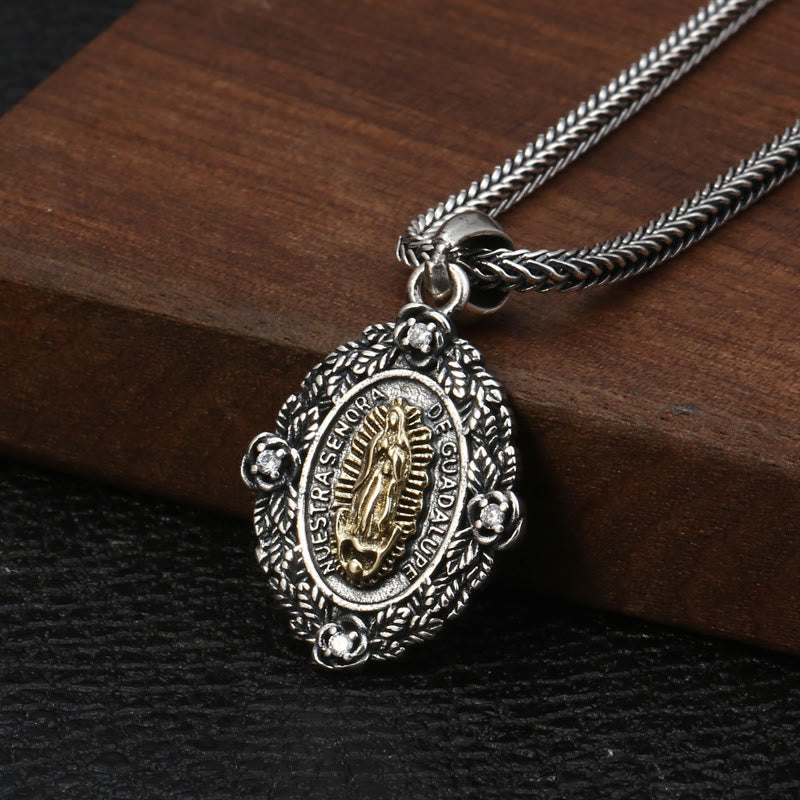 Christianartworkshop Halskette aus Sterlingsilber im klassischen Stil mit Anhänger Unserer Lieben Frau von Guadalupe und dem Heiligen Michael - Unsere Liebe Frau und der heilige Michael - image 0