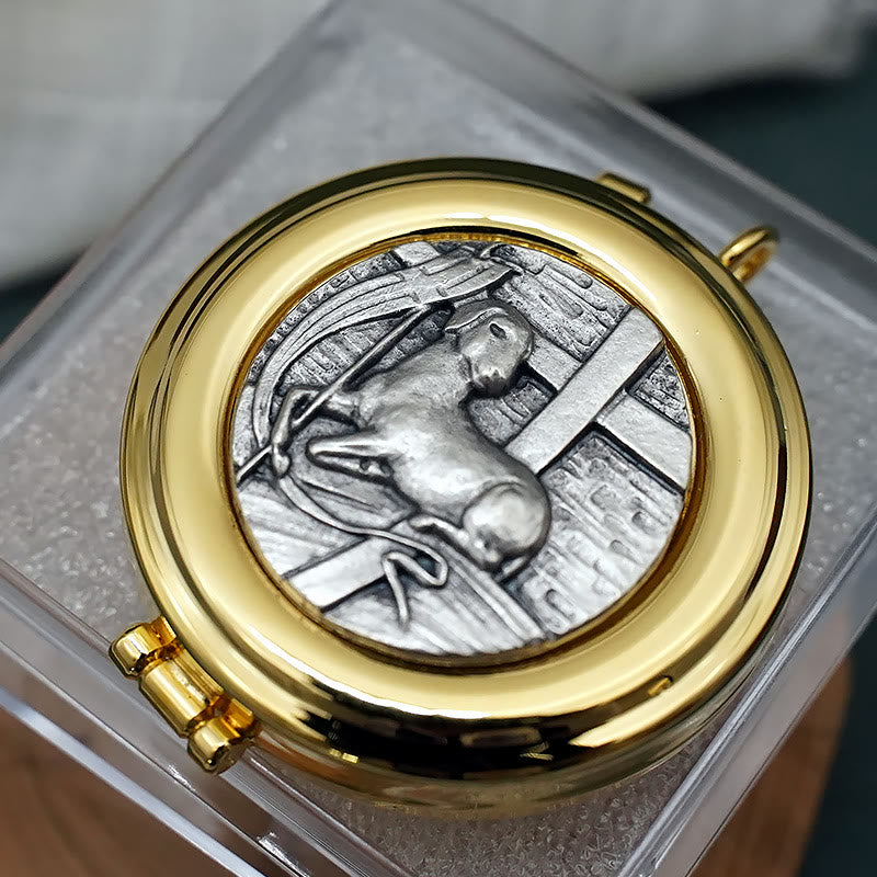 Christianartworkshop Vergoldete Pyxis mit Lammstatue – Heiliges Gefäß für die Heilige Eucharistie