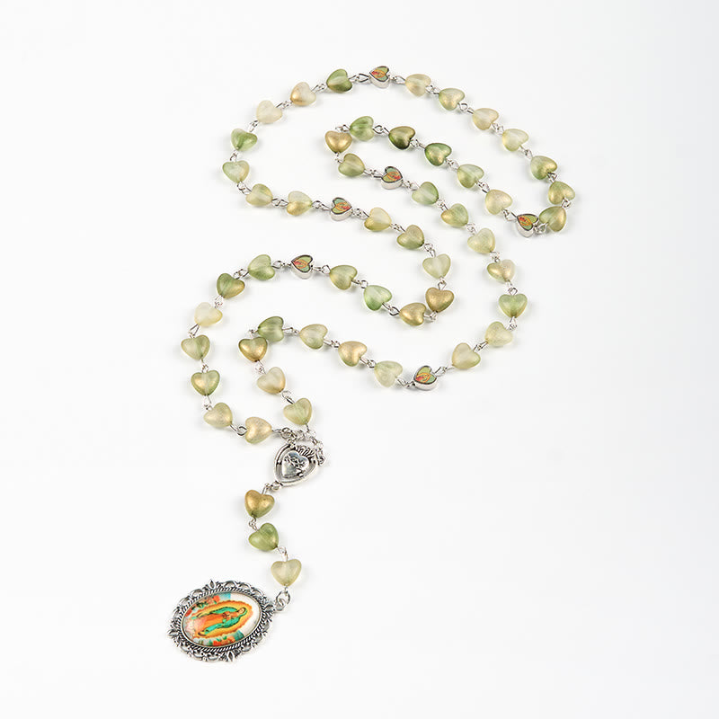 Christianartworkshop Rosenkranz mit Herz aus Dornen und Unsere Liebe Frau von Guadalupe, 10 mm Herz, grüne Glaslegierung