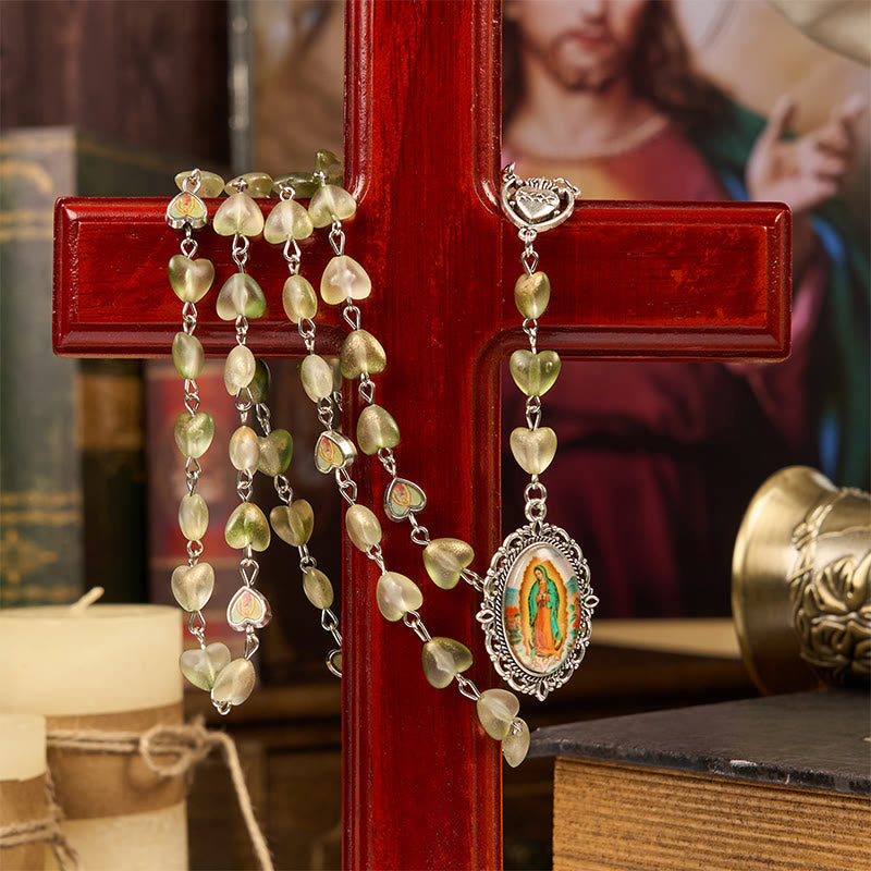 Christianartworkshop Rosenkranz mit Herz aus Dornen und Unsere Liebe Frau von Guadalupe, 10 mm Herz, grüne Glaslegierung - image 1
