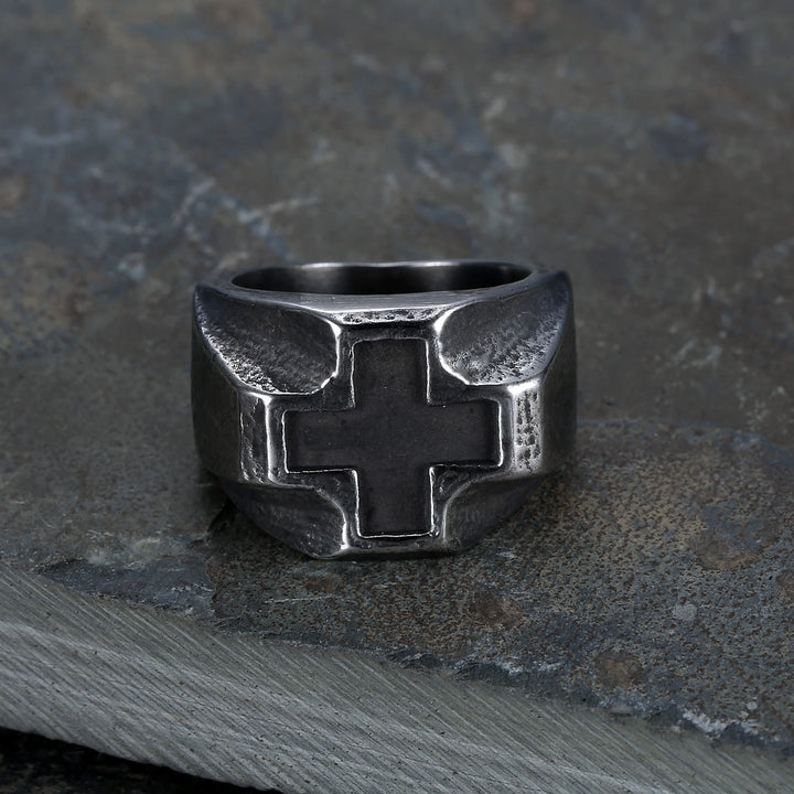Christianartworkshop Glaubensring aus Edelstahl im Heavy Metals-Stil mit Kreuzgravur