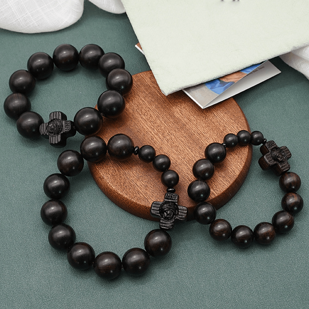 Christianartworkshop Klassisches Rosenkranz-Armband mit Jesus-Christus-Kreuz, schwarzes Sandelholz