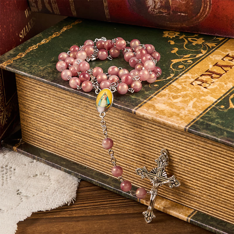 Christianartworkshop Rosenkranz mit Kette „Unsere Liebe Frau“ und Kruzifix, 8 mm, rund, rosafarbene Legierung