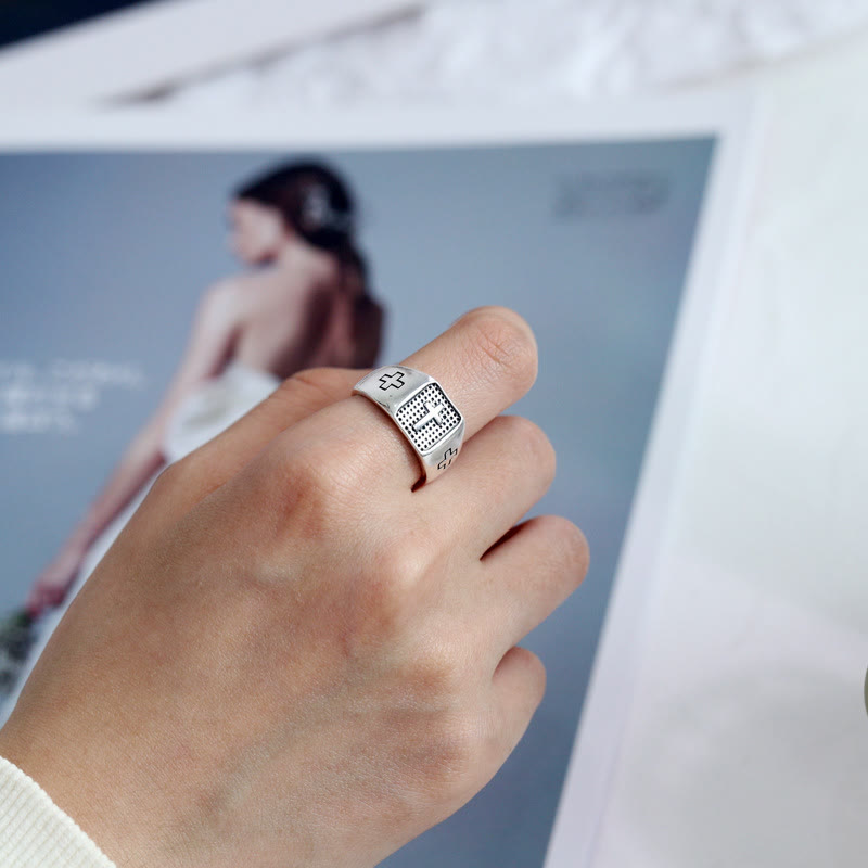 Christianartworkshop 925 Sterling Silber Minimalistischer Kreuzring mit Gravur, verstellbar - image 3