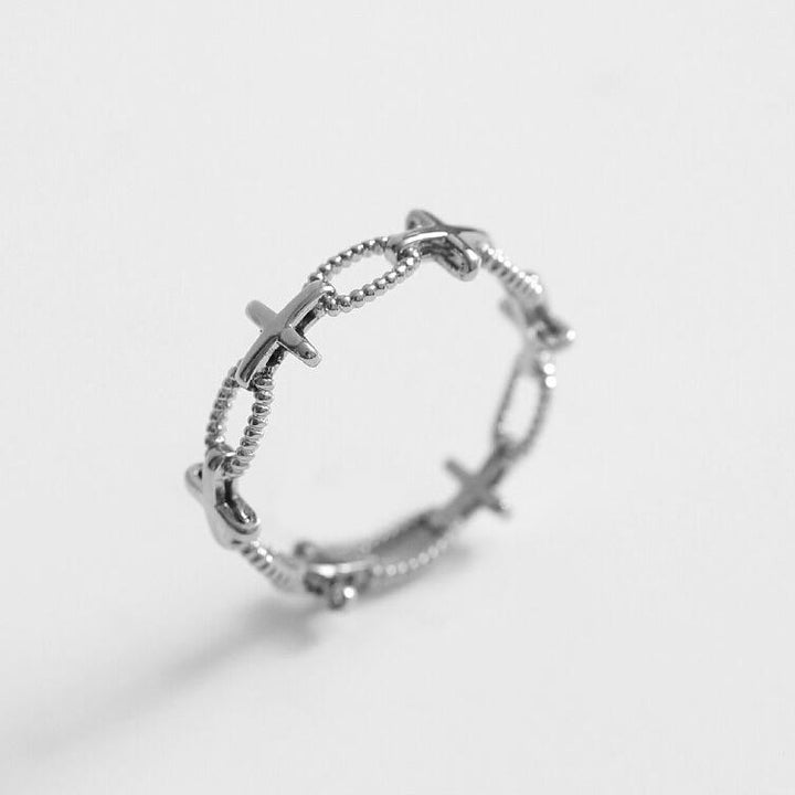 Christianartworkshop Minimalistischer Glaubensring im Retro-Stil mit Kreuzgravur
