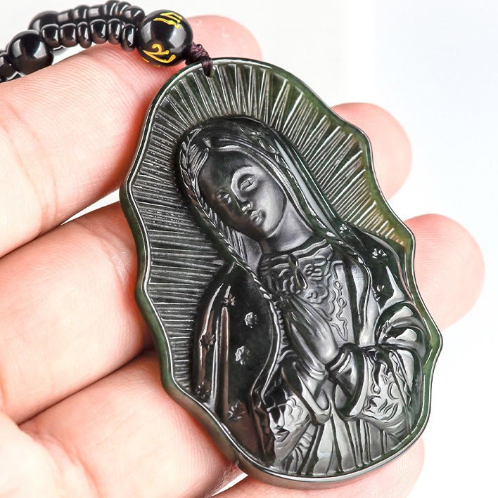 Christianartworkshop Halskette „Unsere Liebe Frau von Guadalupe“ aus Hetian-Schwarzjade – ein Symbol heiliger Hingabe - image 3