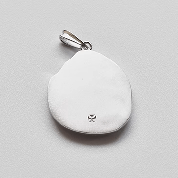 Christianartworkshop Halskette mit Gebetsmedaillon aus antikem Emaille-Silber – ein Anhänger der Hingabe und Eleganz - image 2