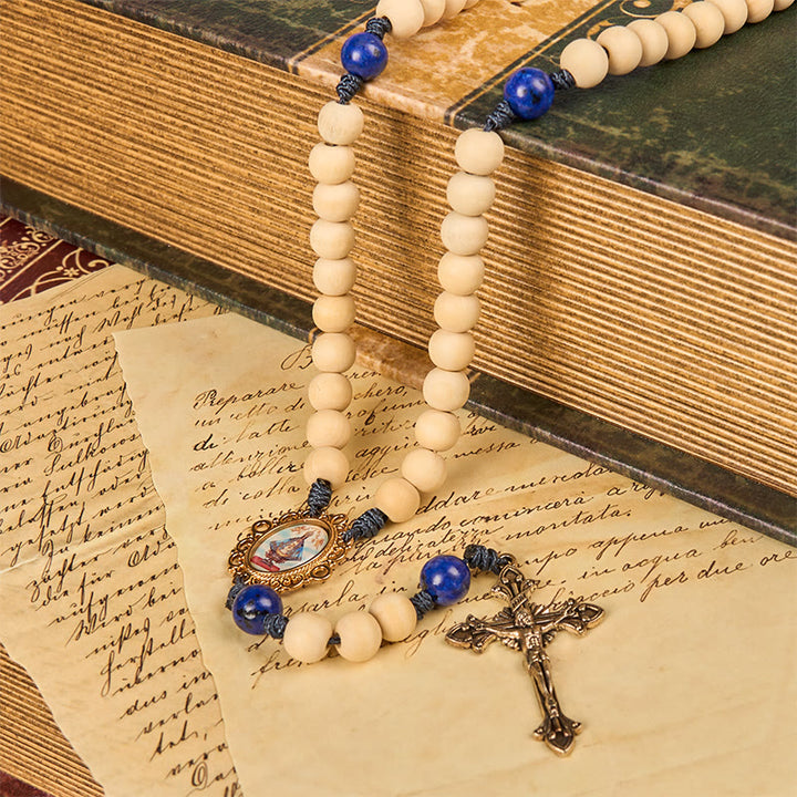 Christianartworkshop Rosenkranz „Unsere Liebe Frau und Kruzifix“ aus 10 mm handgefertigten Holzperlen aus Lapislazuli, „Vater unser“-Perlen - image 3