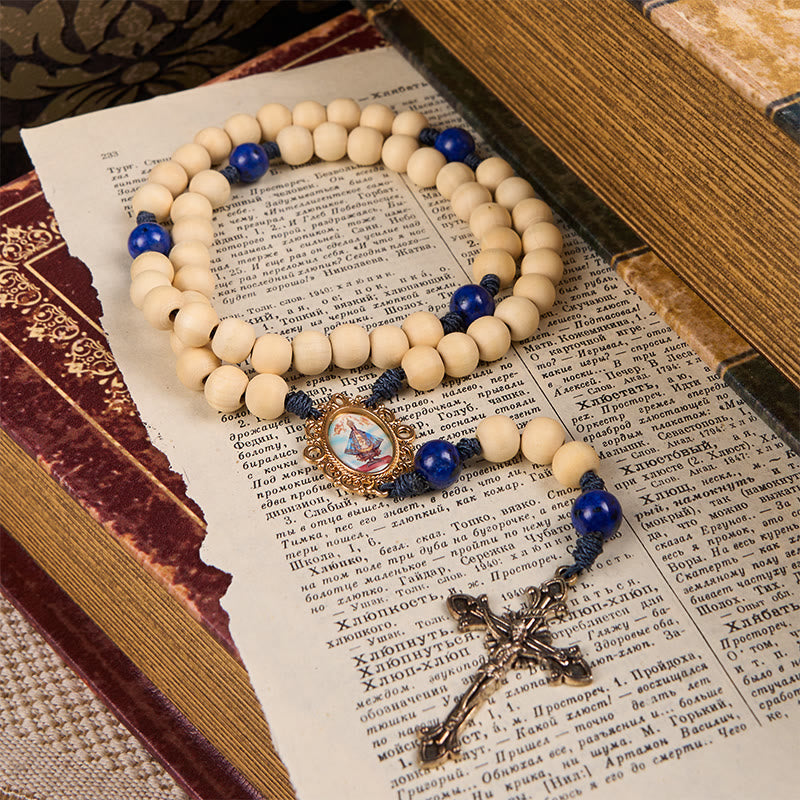 Christianartworkshop Rosenkranz „Unsere Liebe Frau und Kruzifix“ aus 10 mm handgefertigten Holzperlen aus Lapislazuli, Vaterunser-Perlen