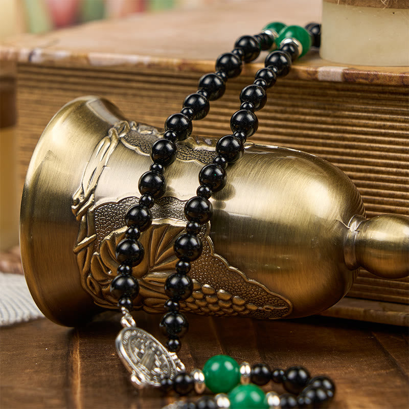 Christianartworkshop St. Benedikt und Kruzifix aus 8 mm Obsidian und Jade, handgefertigter Rosenkranz aus Perlen – Glaube und heilige Verbindung - image 9