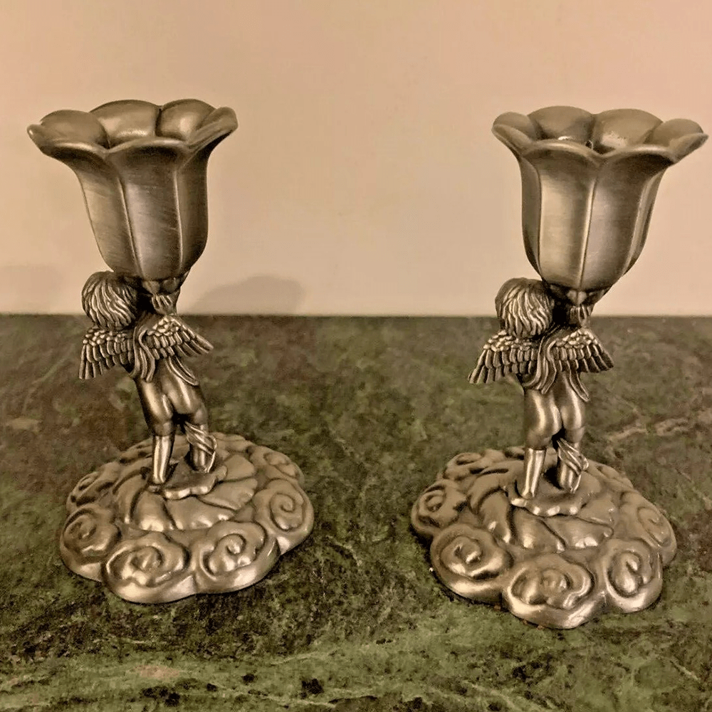 Christianartworkshop Klassische dekorative Kerze der Heiligen Familie – ein Licht des Glaubens und der Hingabe