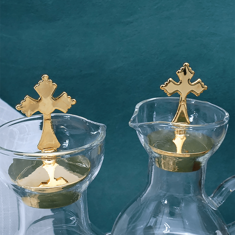 Christianartworkshop Anmutiges Menage-Set aus Glas mit Goldakzenten und Kreuz – exquisites Serviergeschirr für das Abendmahl