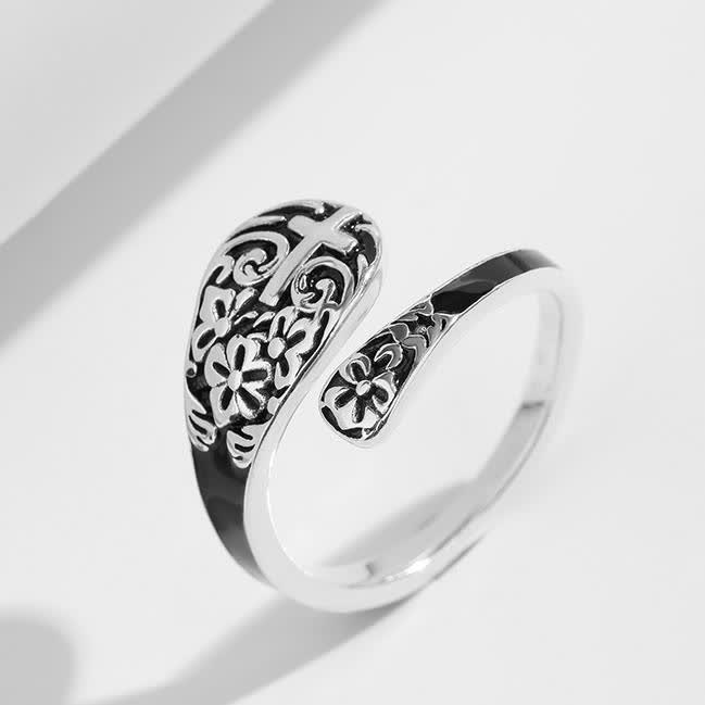 Christianartworkshop Verstellbarer Ring aus 925er Sterlingsilber mit graviertem Kreuz – Eleganz in Hingabe