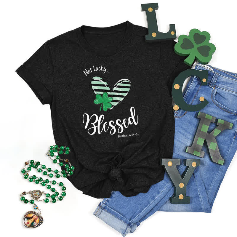 Christianartworkshop Gesegnet über das Glück der Iren hinaus – Glaubensinspiriertes T-Shirt - Schwarz - 2XL - image 14