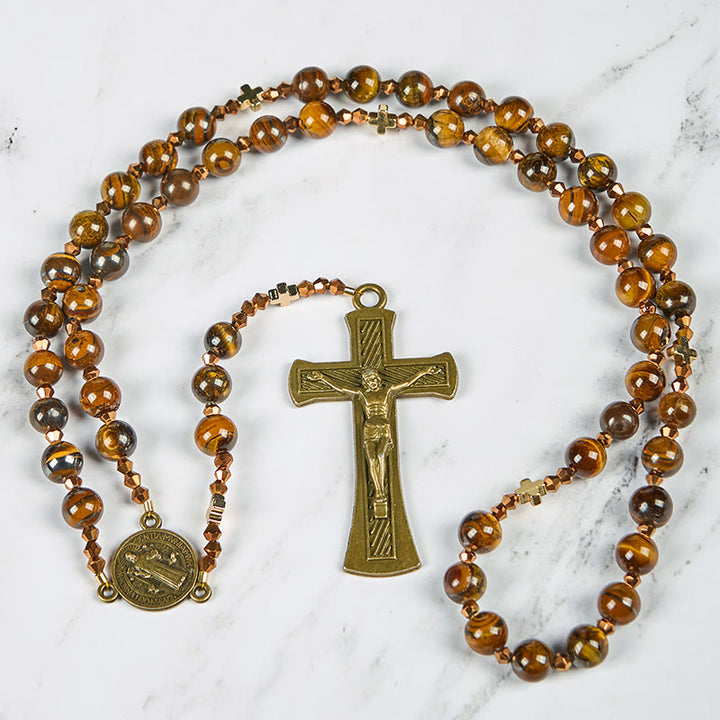 Christianartworkshop St. Benedikt-Medaille und Kruzifix, 8 mm rund, braunes Tigerauge, Legierung, Rosenkranzkette