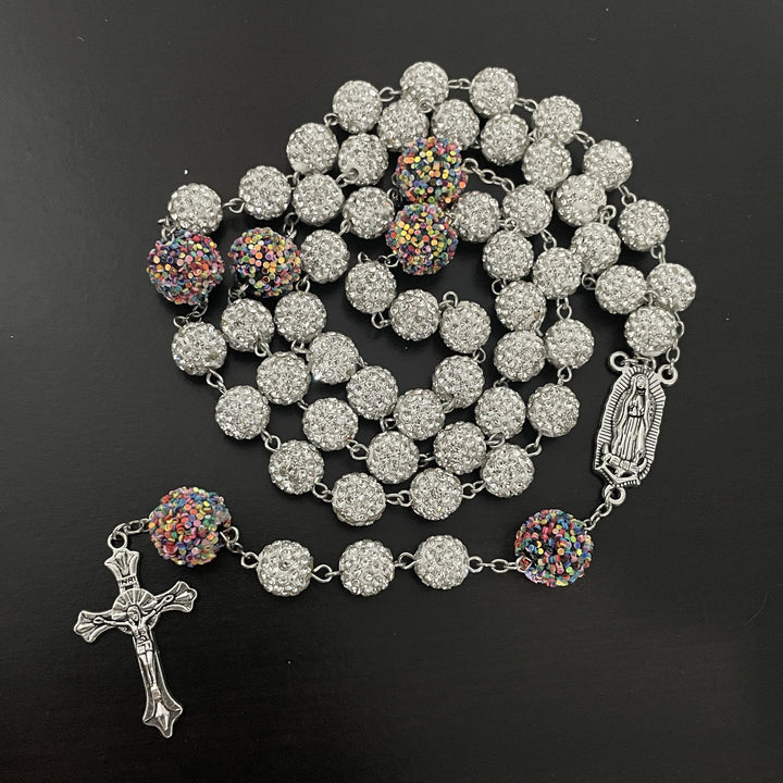 Christianartworkshop Rosenkranz „Unsere Liebe Frau von Guadalupe“ und Kruzifix, 10 mm rund, weiße Strasssteine, Legierung