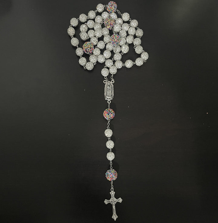 Christianartworkshop Rosenkranz „Unsere Liebe Frau von Guadalupe“ und Kruzifix, 10 mm rund, weiße Strasssteine, Legierung