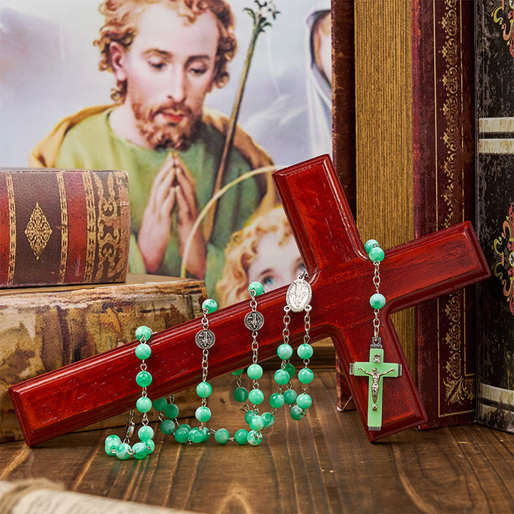 Christianartworkshop Wundertätige Medaille und Kruzifix aus 8 mm leuchtenden Perlen, Rosenkranz für nächtliches Beten