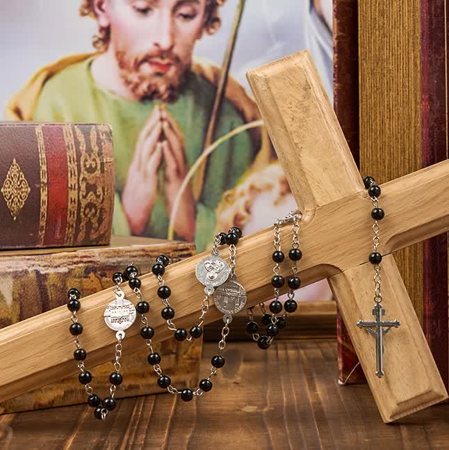 Christianartworkshop Kruzifix und Rosenkranz mit Gebetsperlen aus 8 mm Perlen von Our Lady (3 Farben)