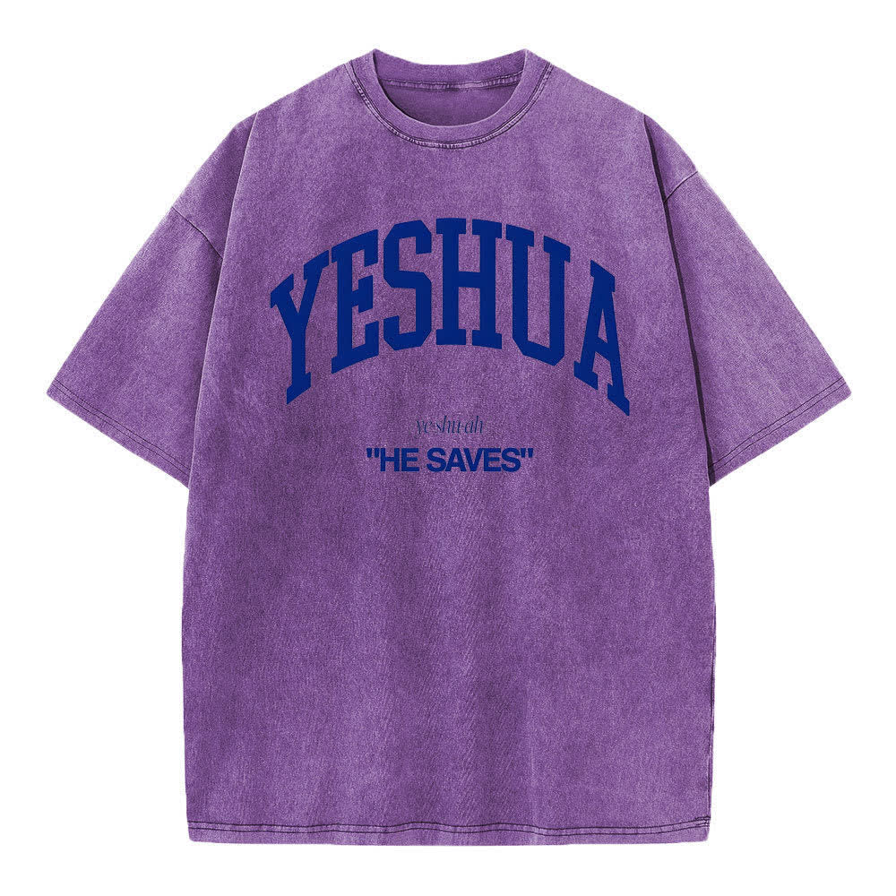 Christianartworkshop Yeshua "Er rettet" gewaschenes T-Shirt